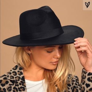 Lulu’s True Roam-ance Black Fedora Hat